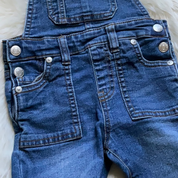 7 for all mankind jean bib overalls with elastic straps. 18m. - Picture 8 of 10